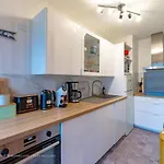 Confort, Centre-ville Et Garage Prive Appartement *