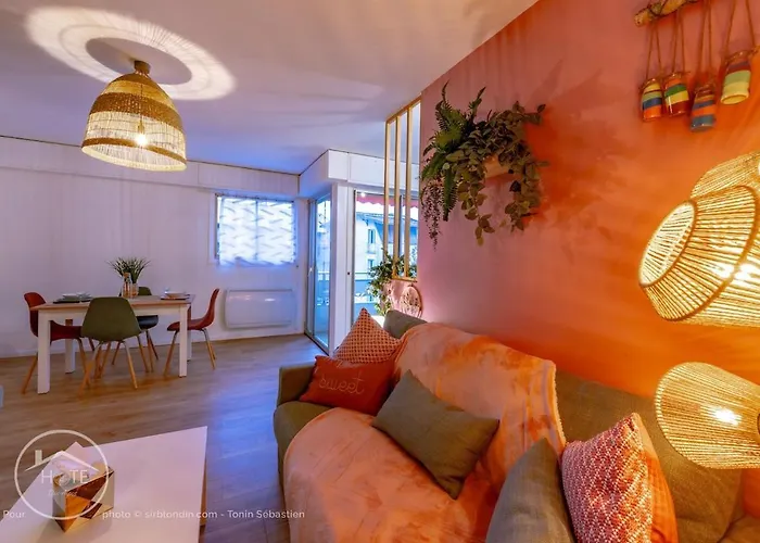 Confort, Centre-ville Et Garage Privé * Aix-les-Bains